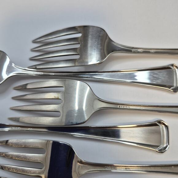 Oneida USA Lot of 7 Salad Forks SSS / Maestro - St.Leger Stainless Glossy - Picture 13 of 13